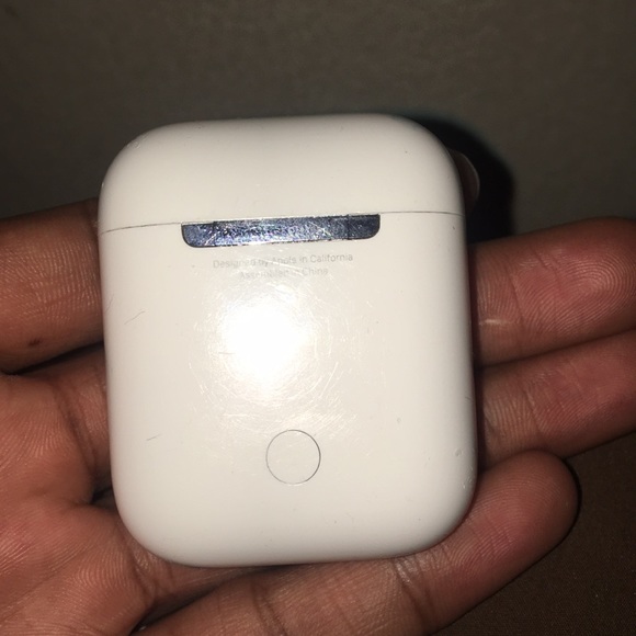 AirPods